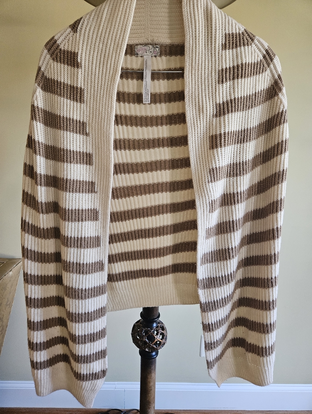 NWOT Free People Striped Shawl Collar Cardigan Sweater Womens  Camel Cream - Picture 4 of 17